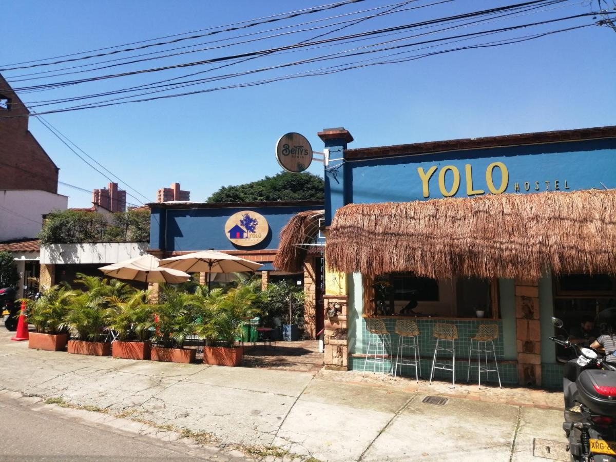 Yolo Hostel Medellín Eksteriør bilde
